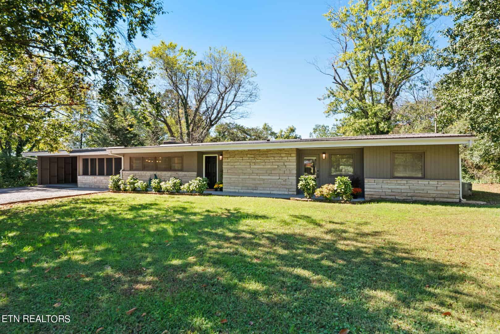 Listings for Patricia Veatch