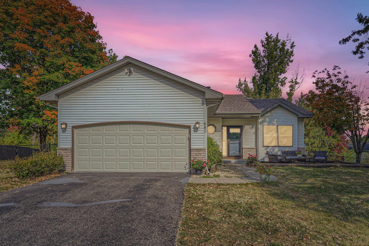 Listings for Kim Johnson