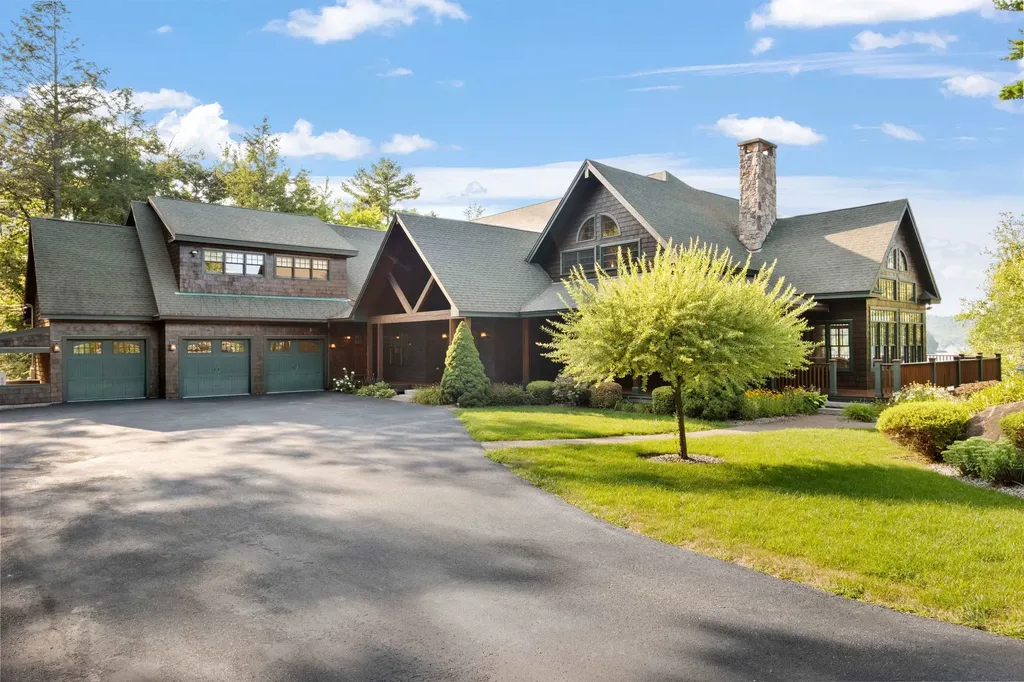 Waterfront Listings