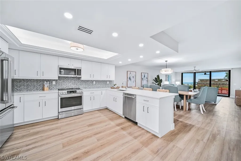 Pine Cove Of Sanibel