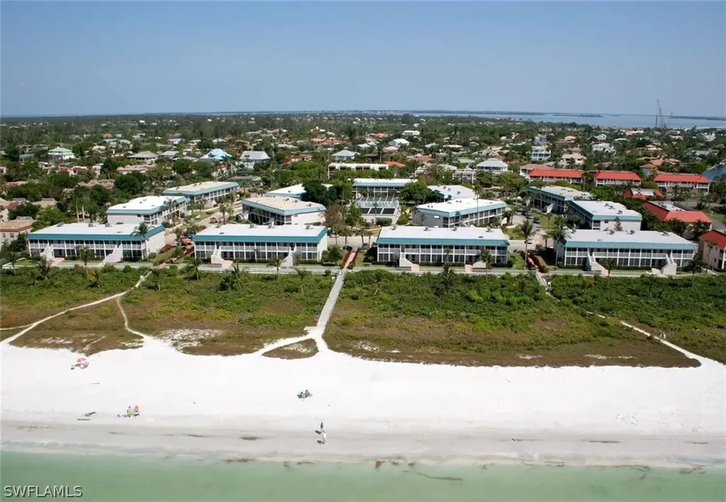 Sanibel Arms West Condo