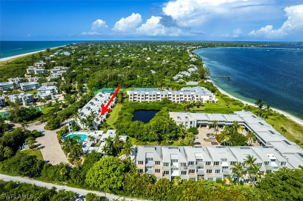 Lighthouse Point Condo