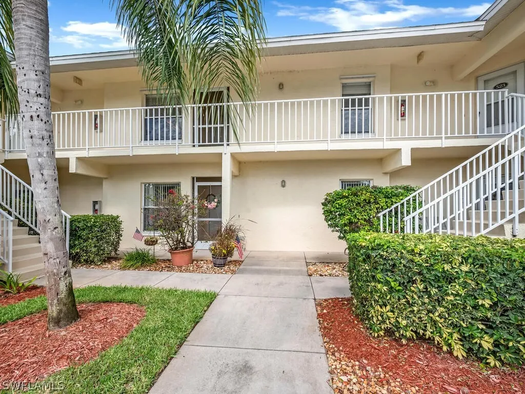 Eagle Pointe Condo