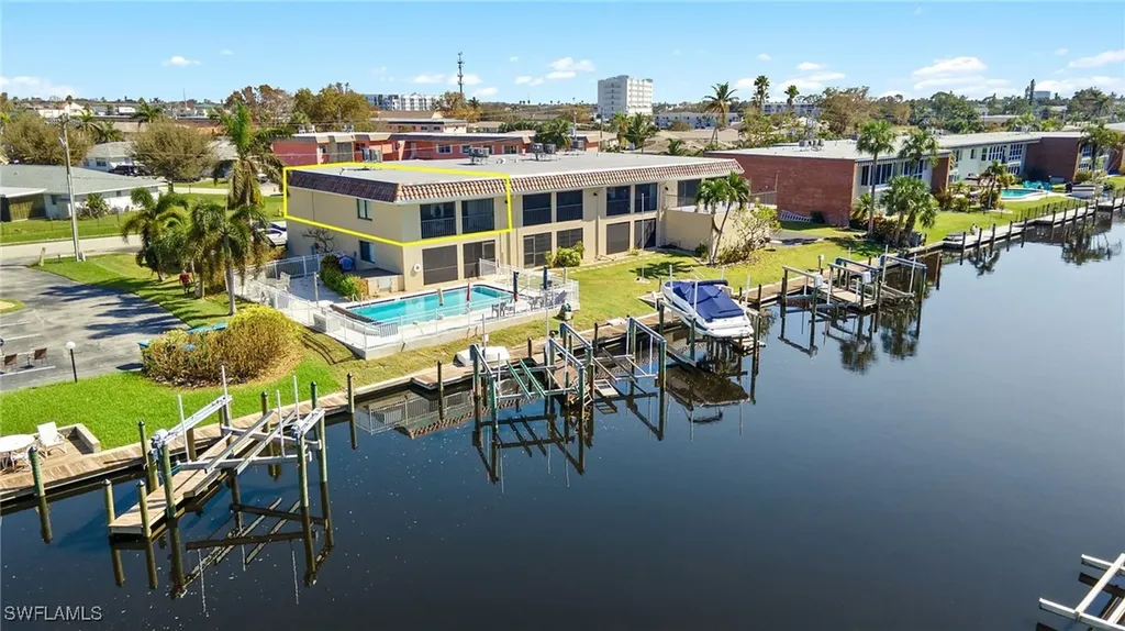 Cape Villanova Condo