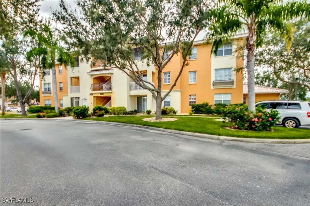 Isles Of Porto Vista