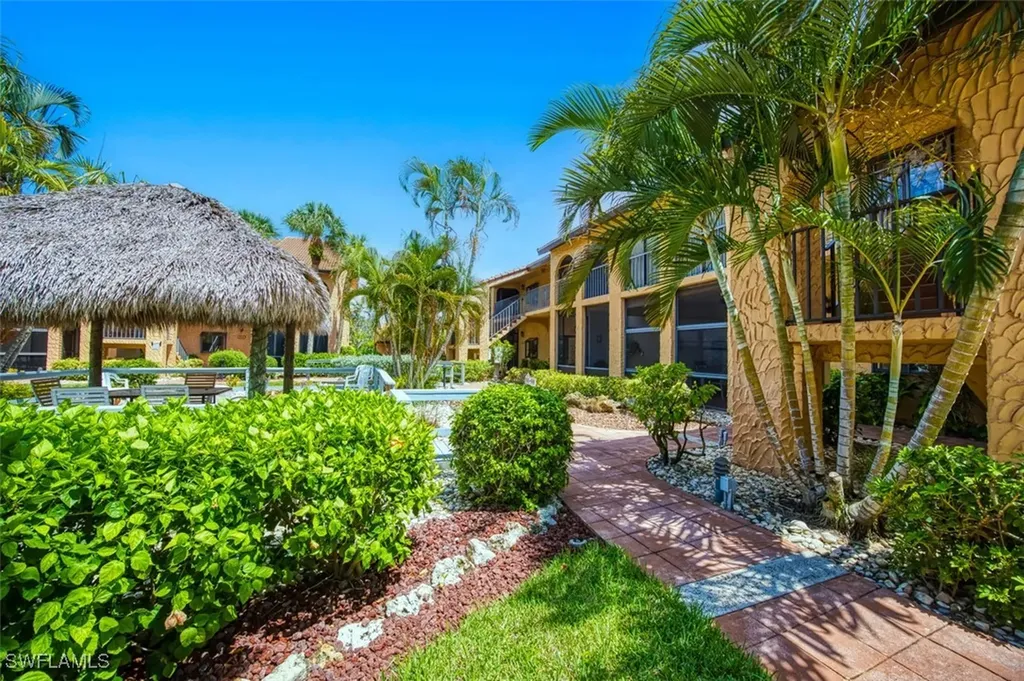 Rose Garden Villas Condo