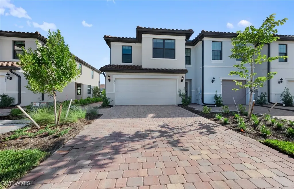 Sawgrass At Coral Lakes