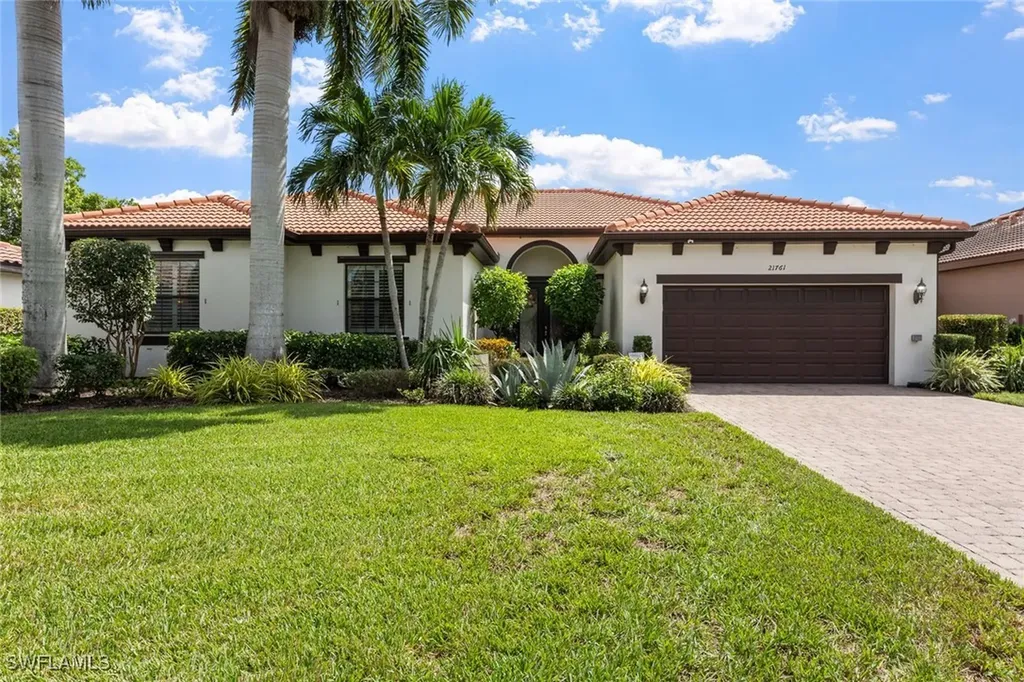 Estero Palms