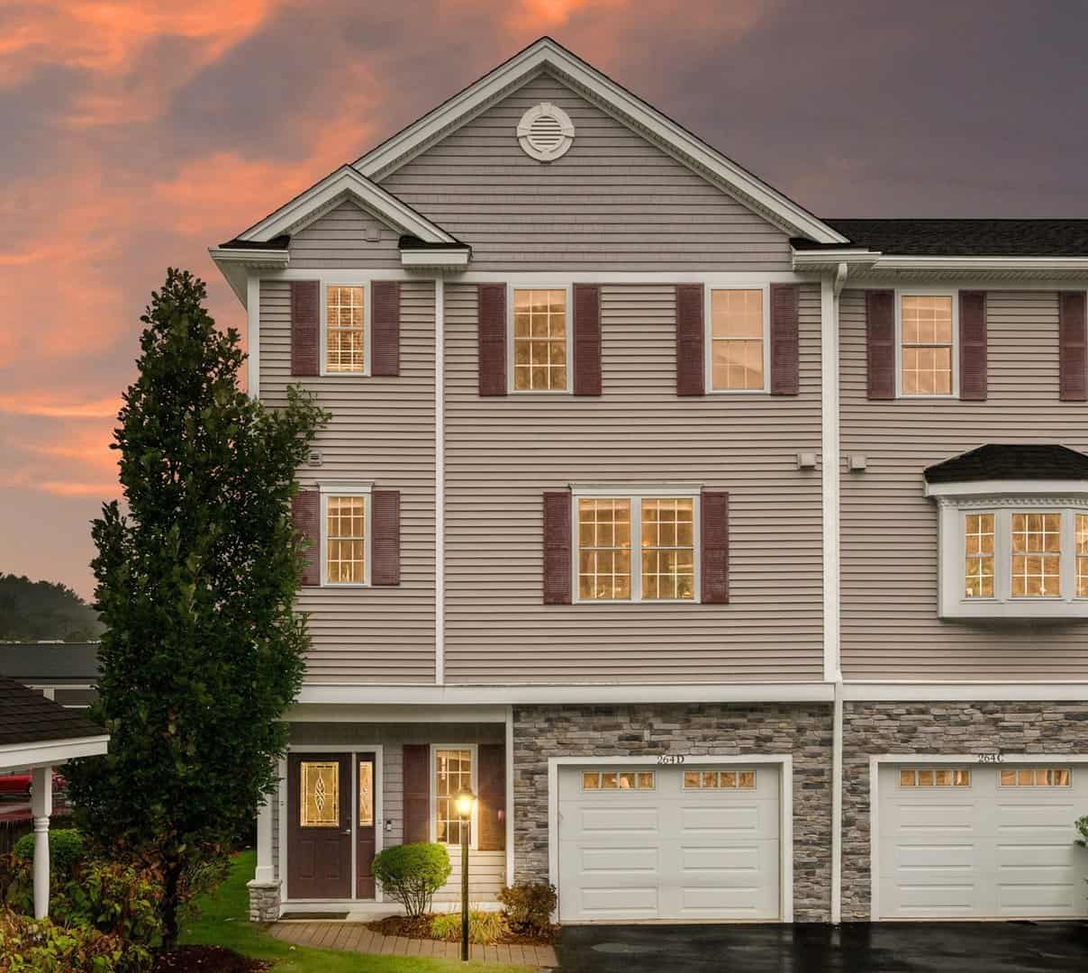 Condos in Burlington, MA 