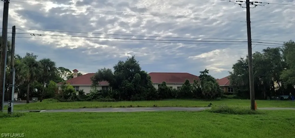 Brantley Commons Land Condo
