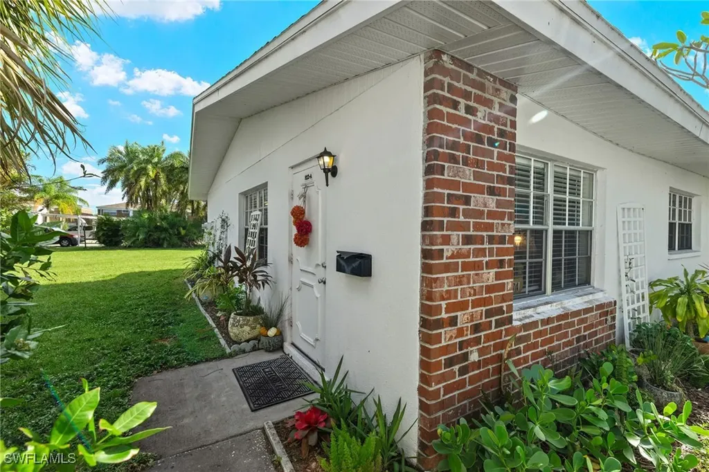 Hyde Park Condominium
