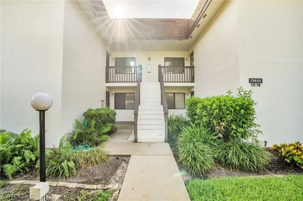 Mcgregor Village Condo