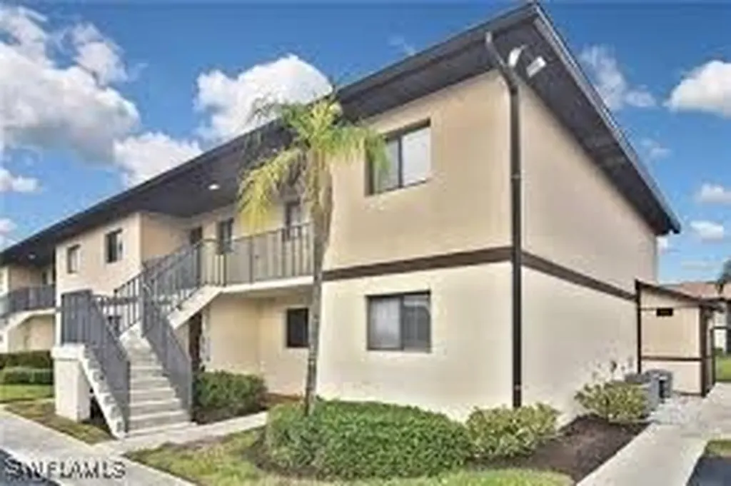 Pinewood South Condo