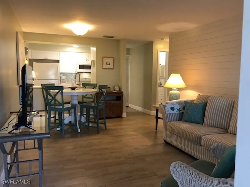 South Pointe West Condo