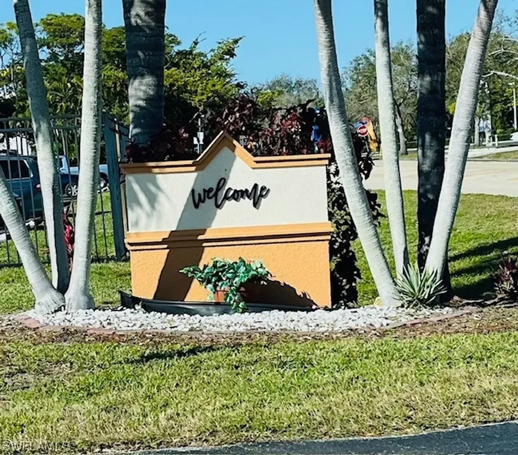 Sunset Pointe At Fort Myers