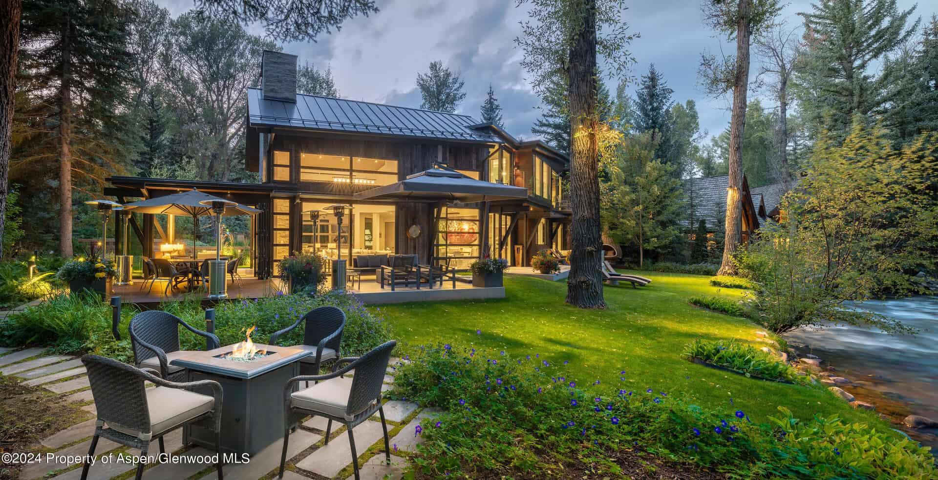 Listings for Carrie Wells