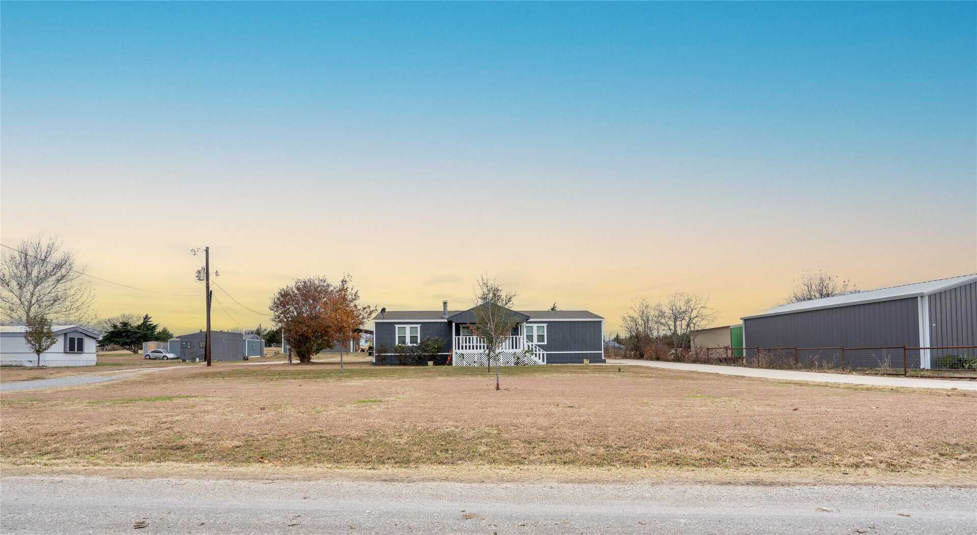 Listings for Ana Karen Macias
