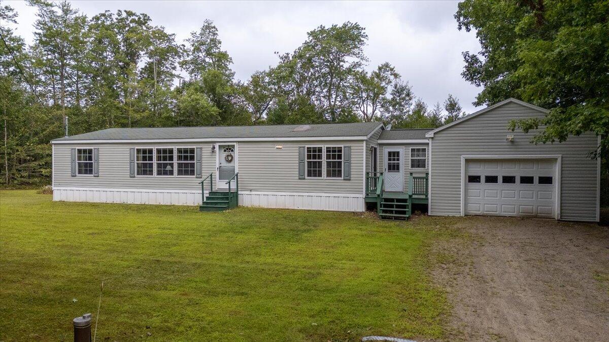 Listings for Erik Jura
