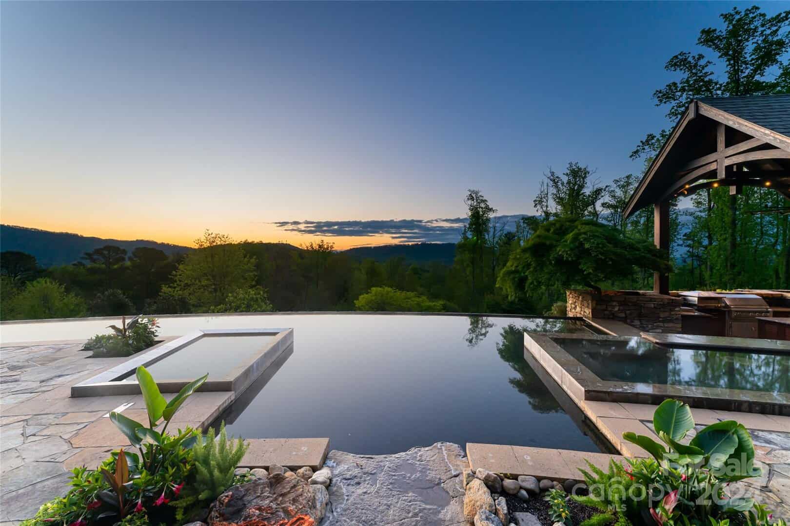 Listings for Caleb Hofheins