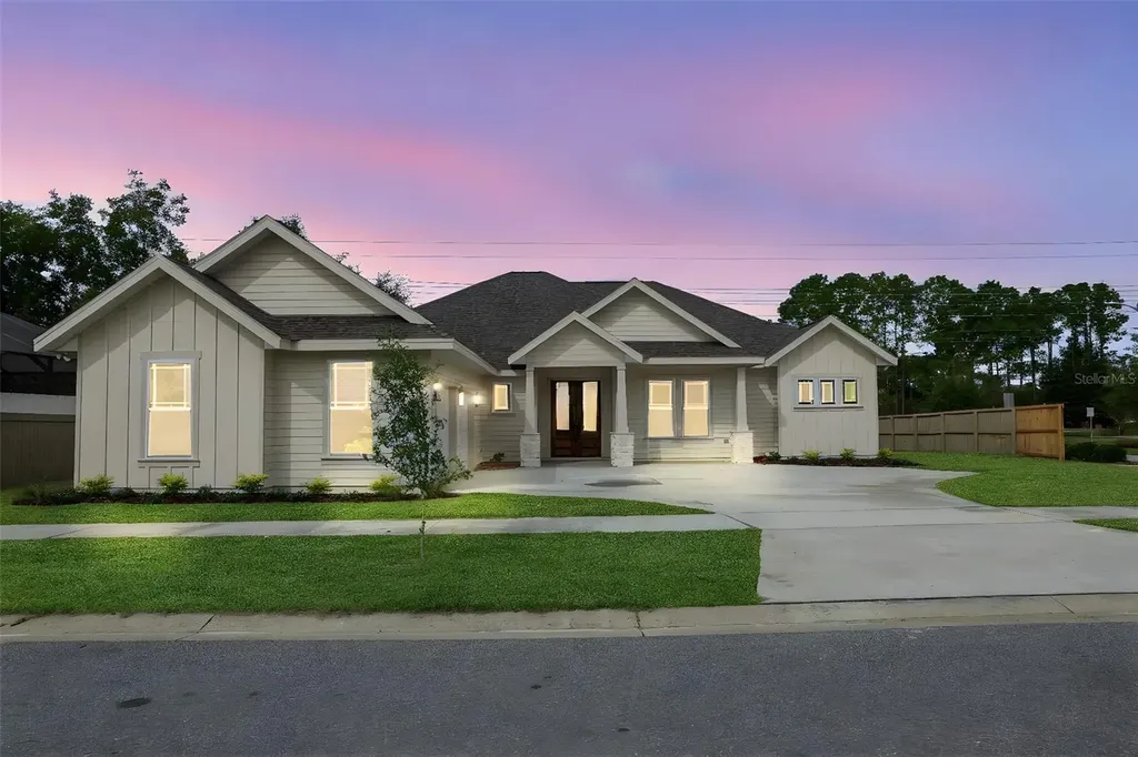 Listings for Amy Gnann