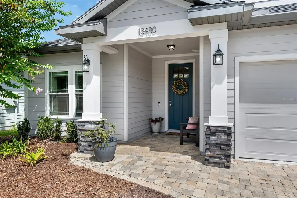 Listings for Buz Bireline