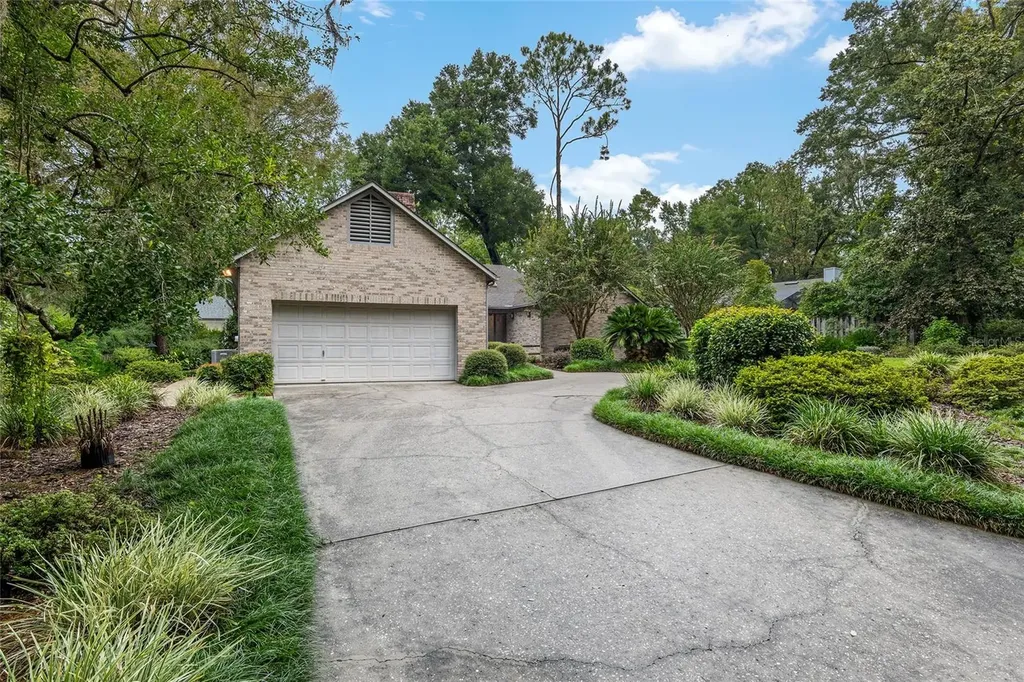 Listings for Eddie Bell