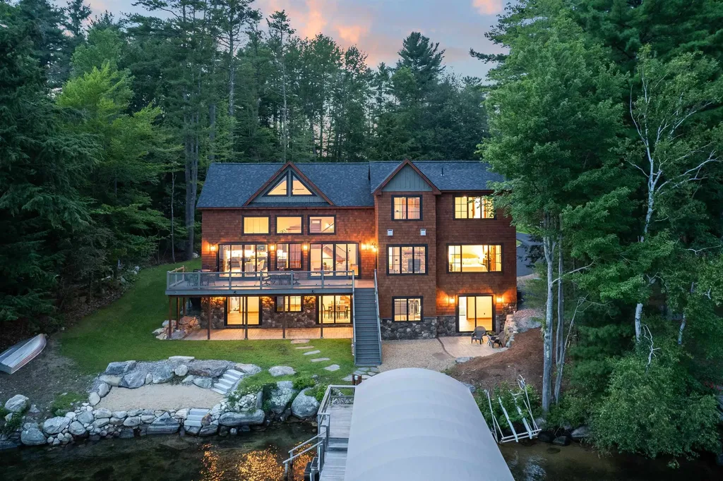 Waterfront Listings