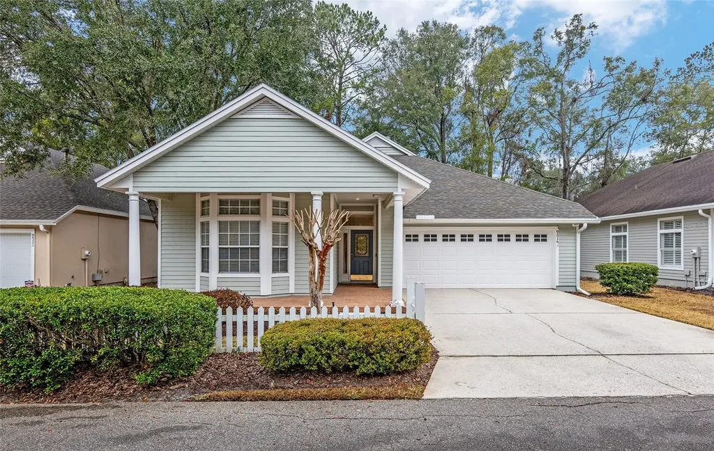 Listings for Traci Graves