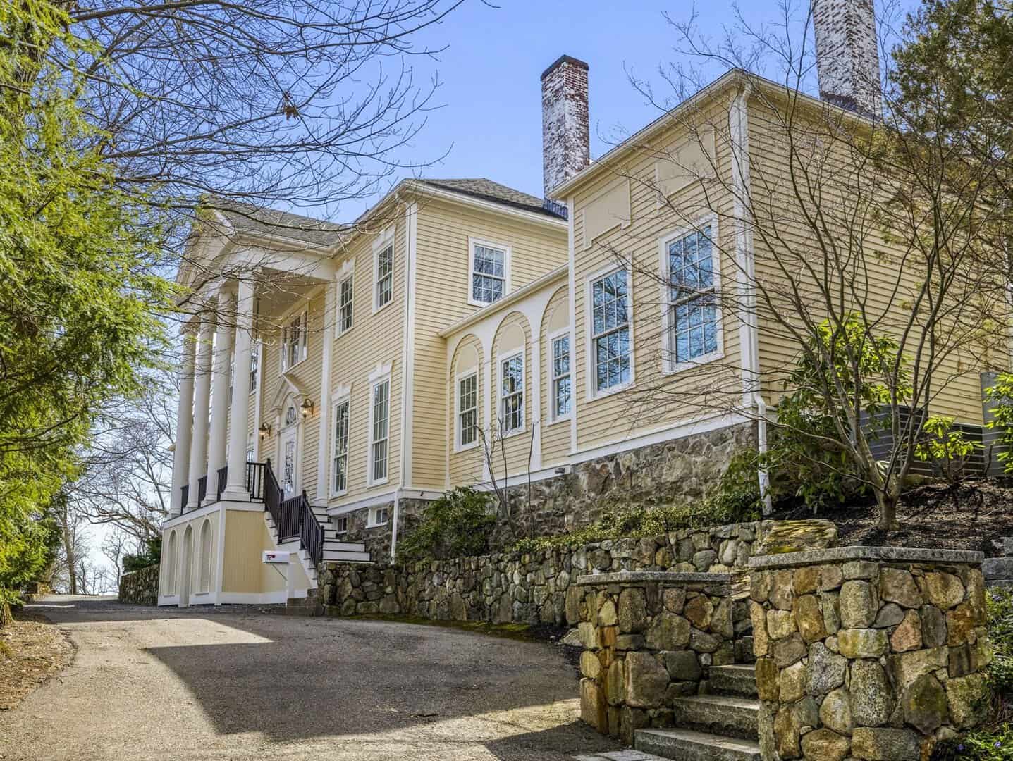 Medford Luxury Homes