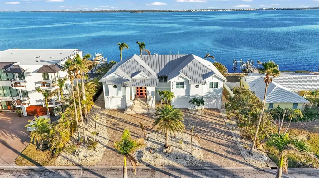 Homes with Docks