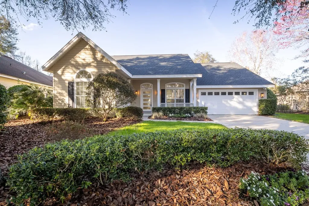 Listings for Gary Schneider