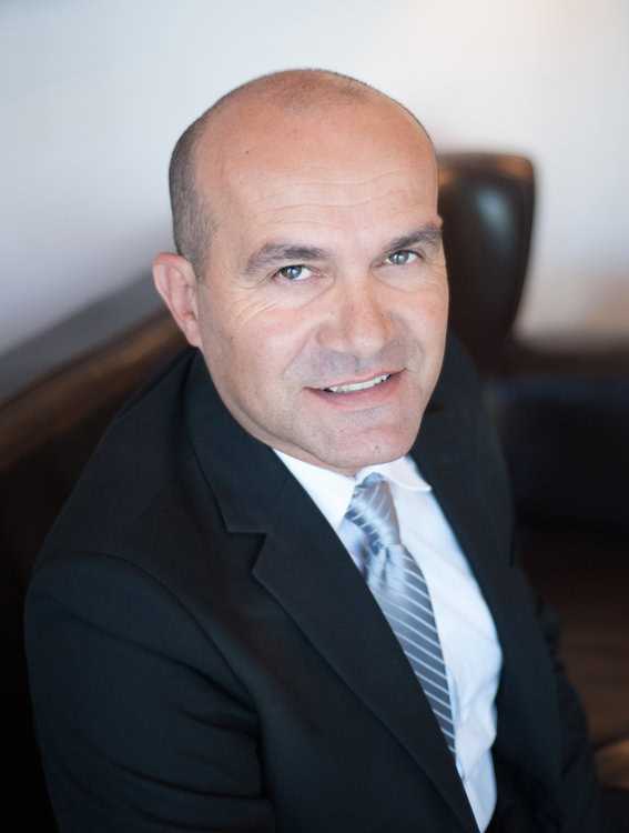 Aleksander Pervaza
