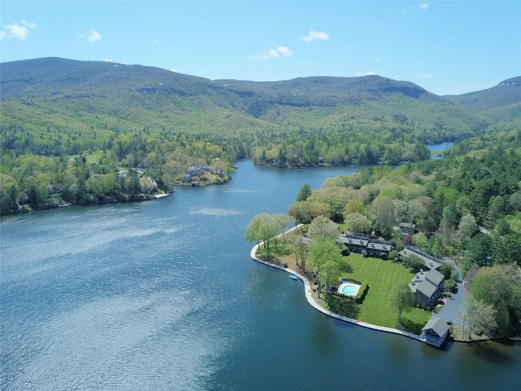 Lake Toxaway