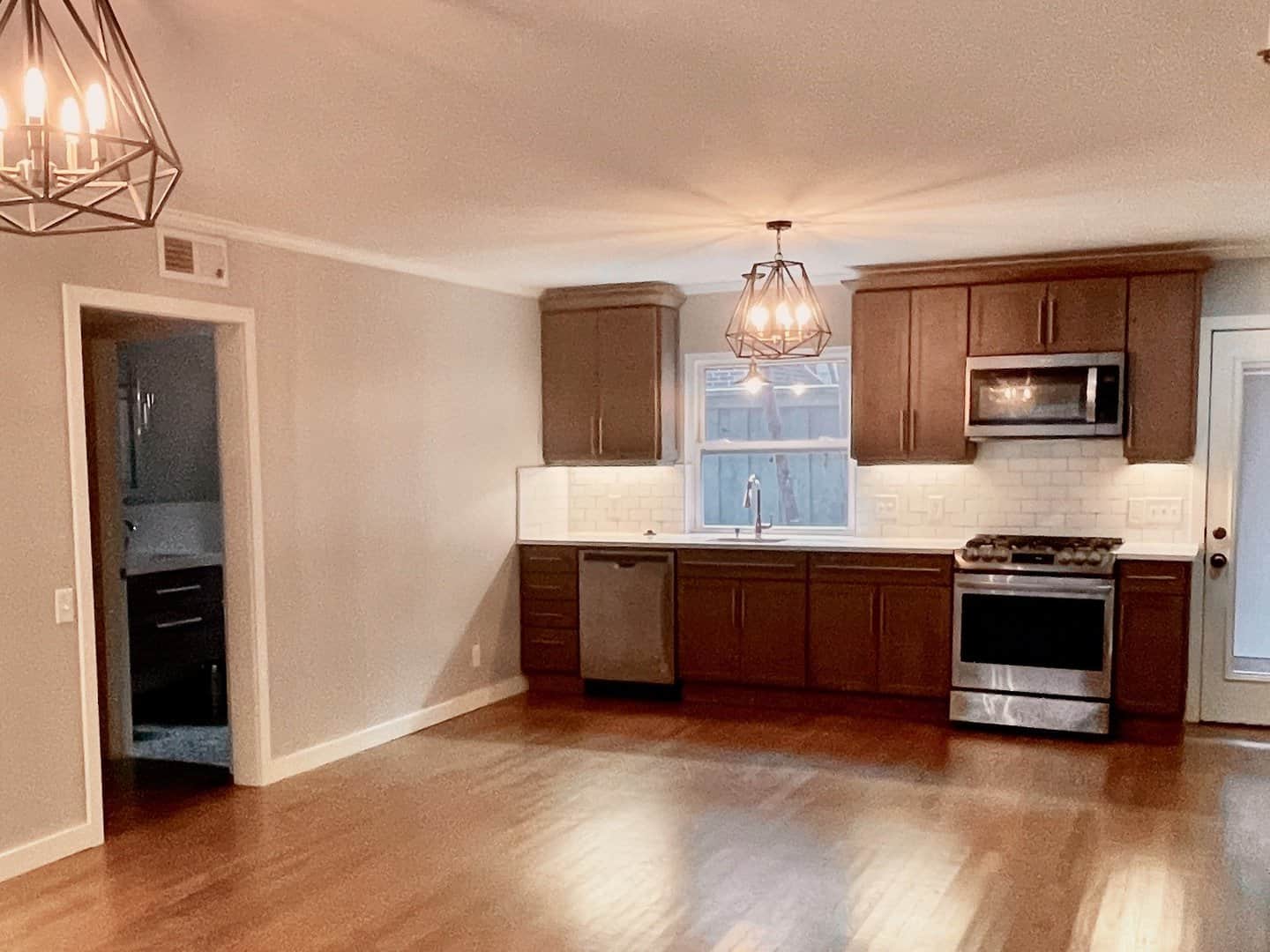 Listings for Shashana Pearson-Hormillosa