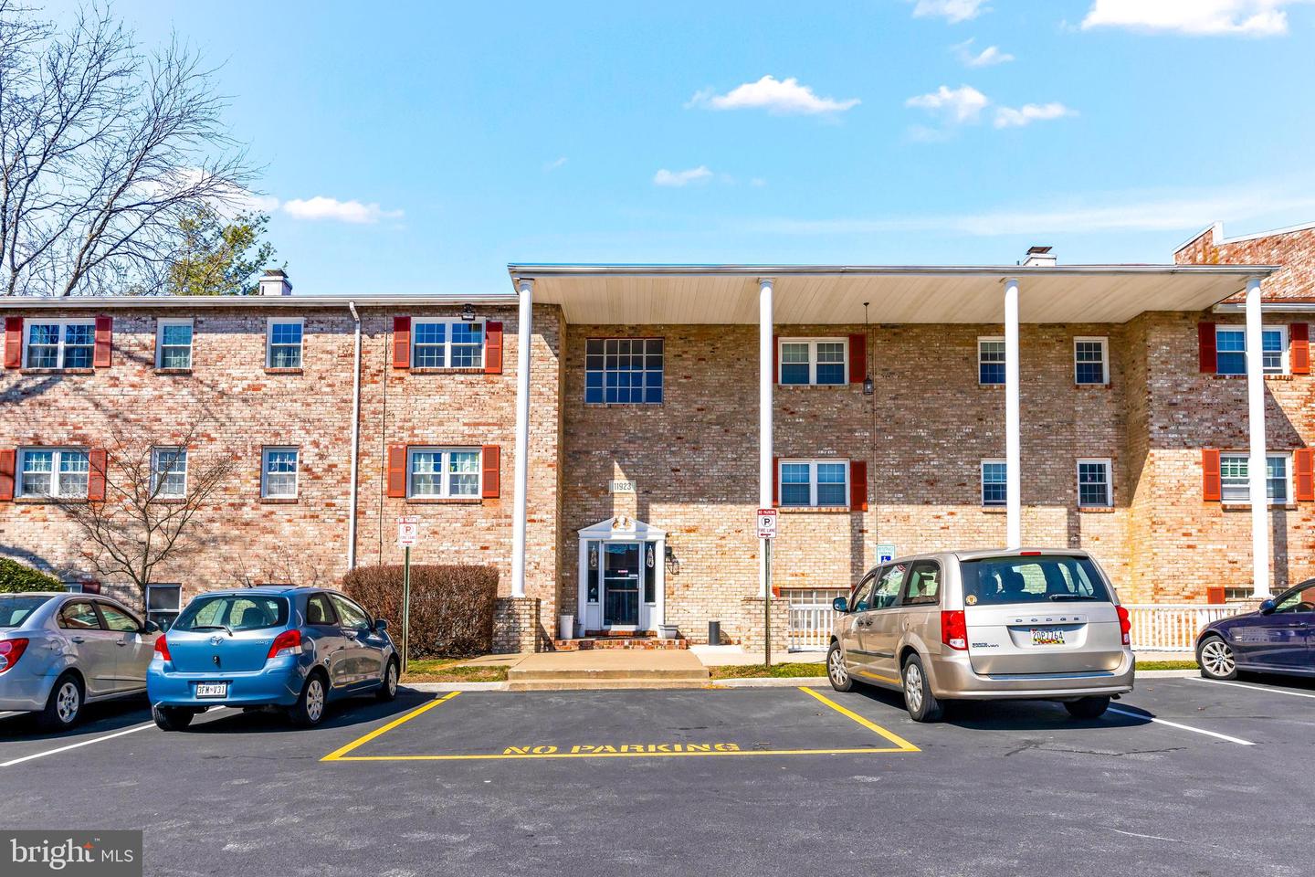Listings for Corey Liberatore