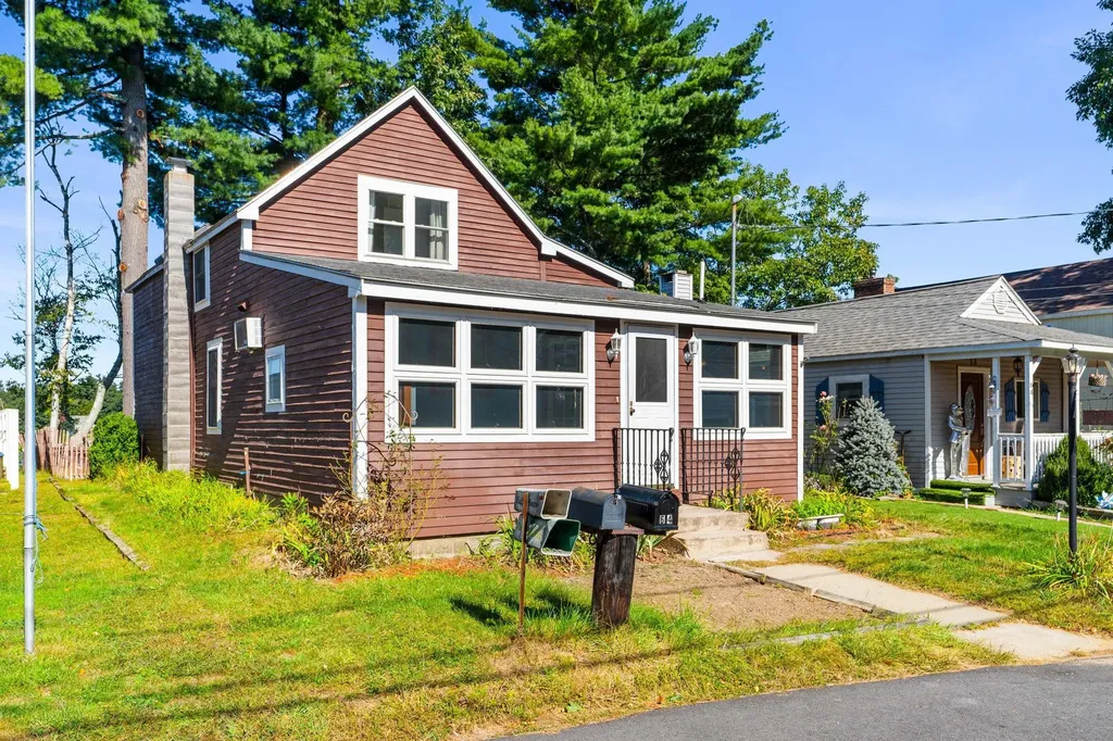 Listings for Laura Crowell