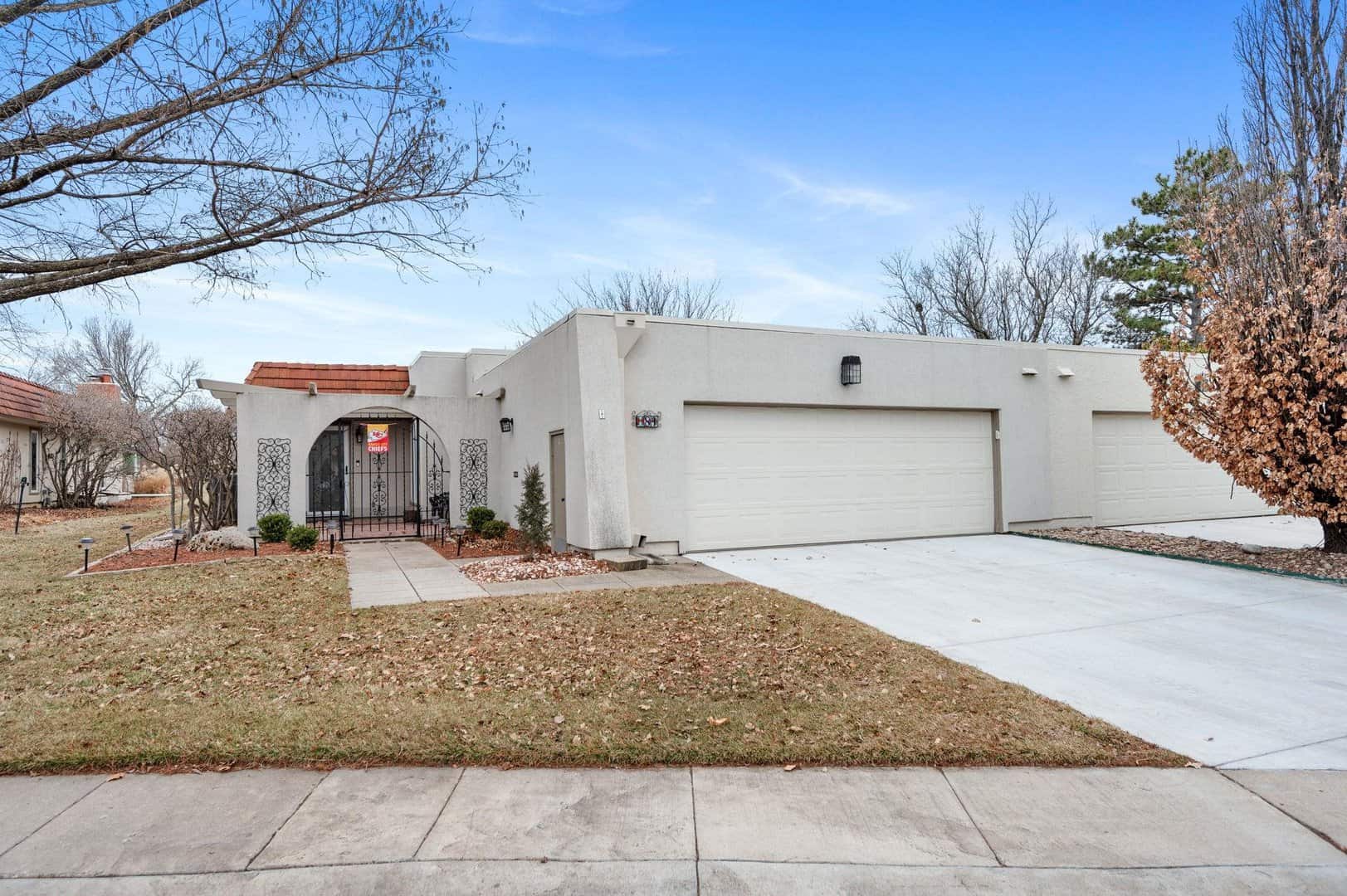 Listings for Caleb Claussen