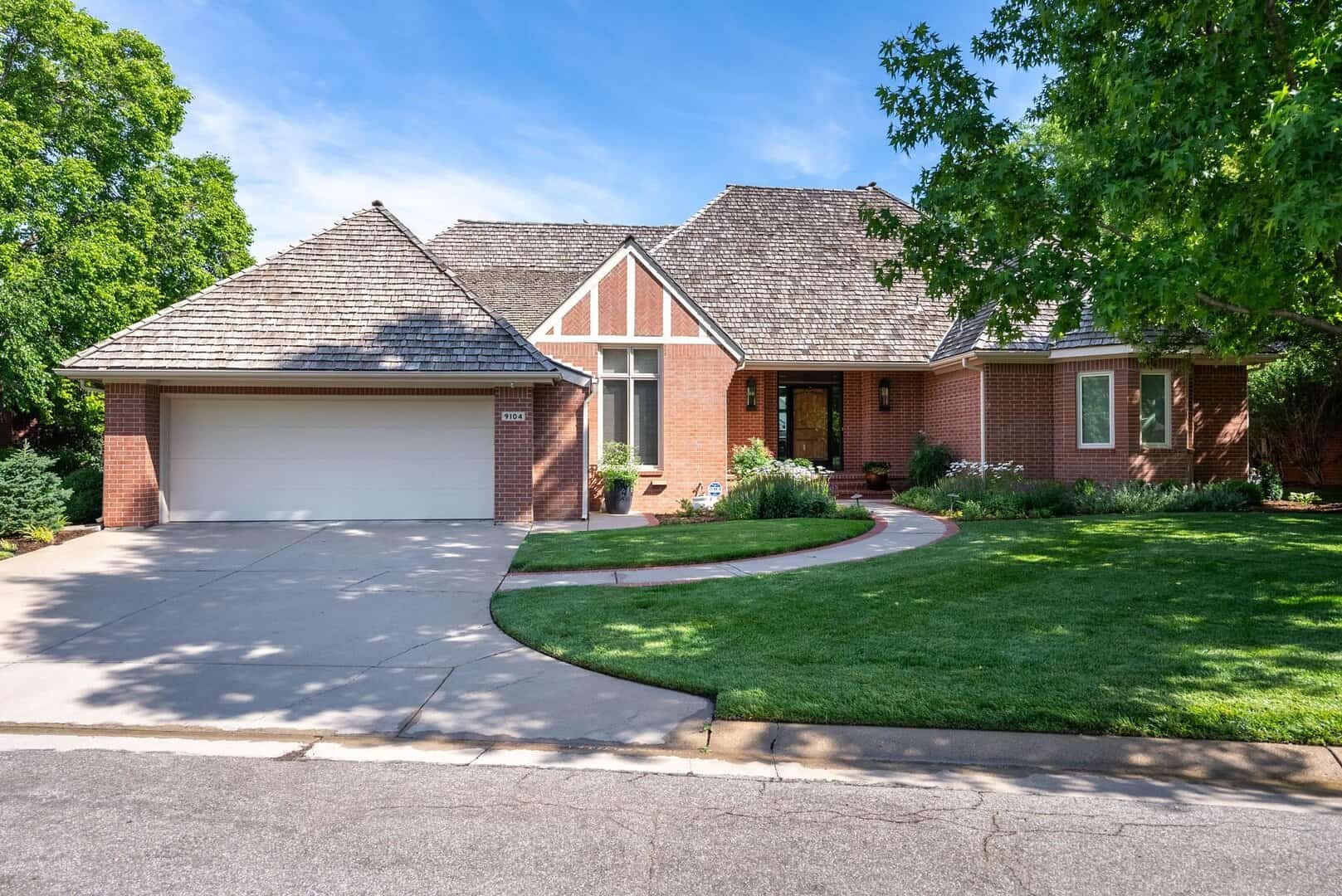 Listings for Cynthia C Carnahan