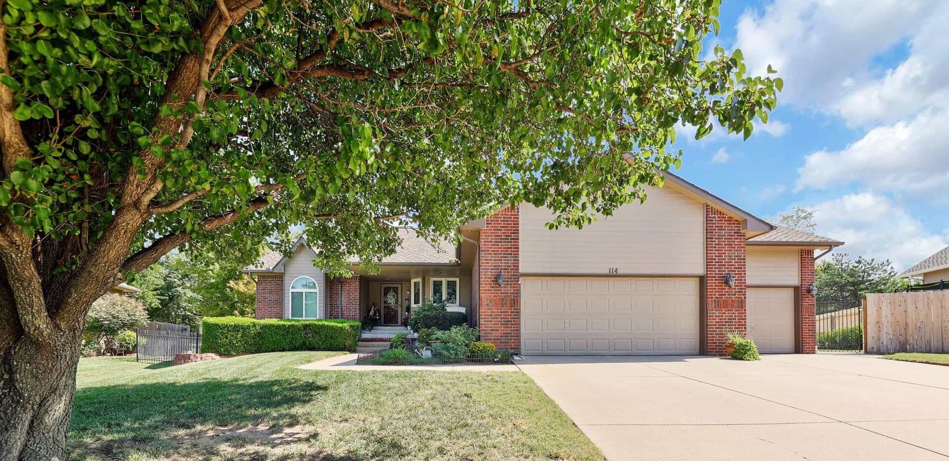Listings for Danielle L Wildeman