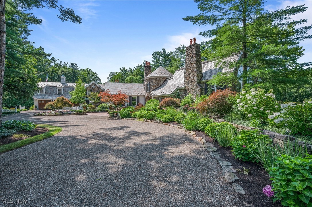 Listings for Olivia Wawrowski