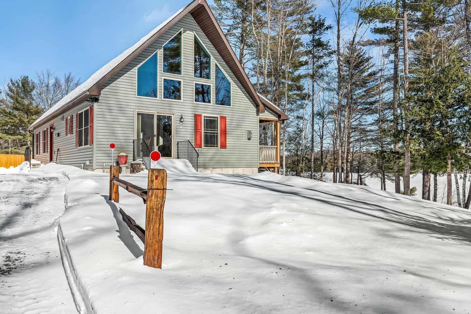 Readfield Properties