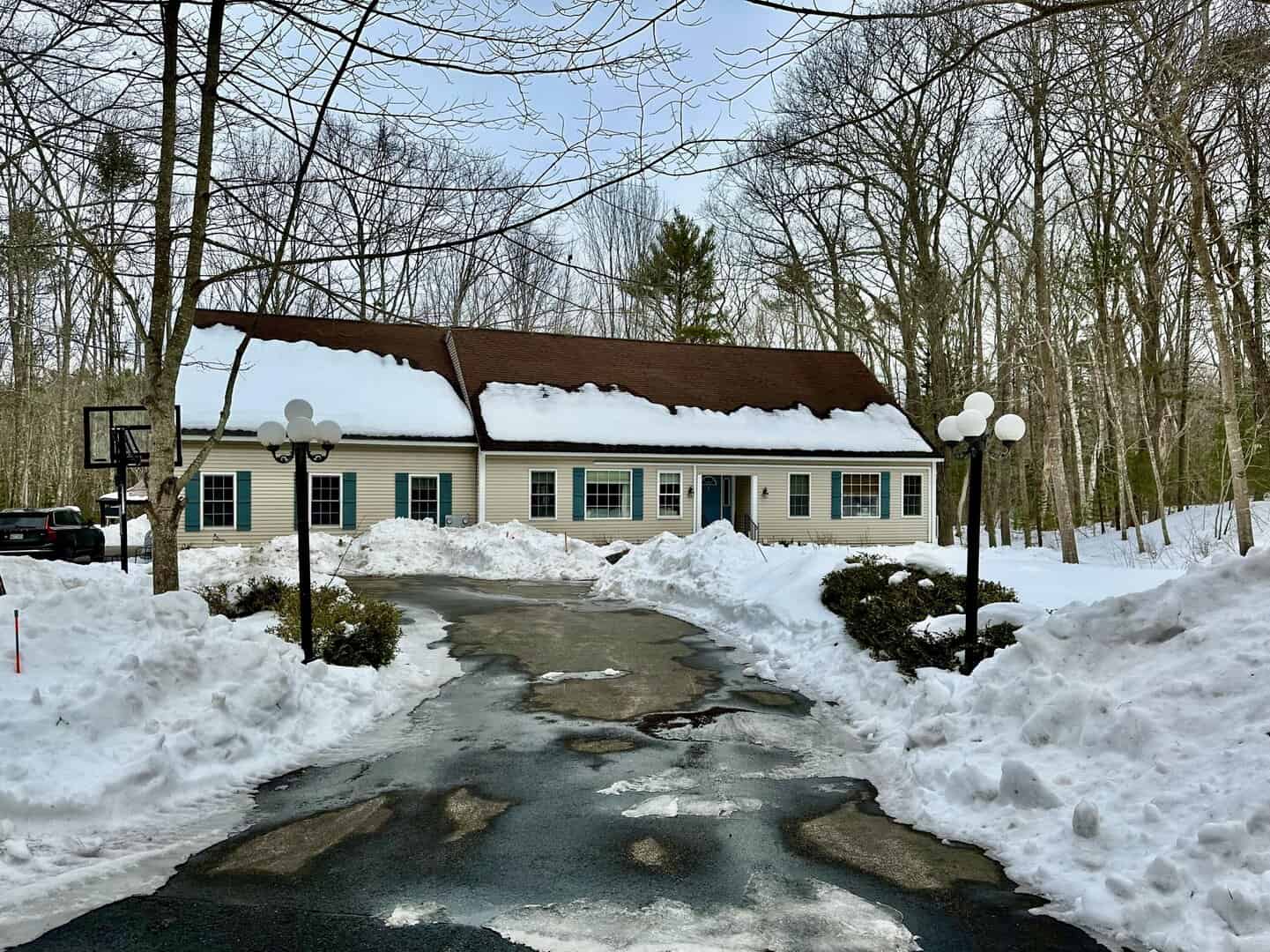 Listings for Morgan Moran