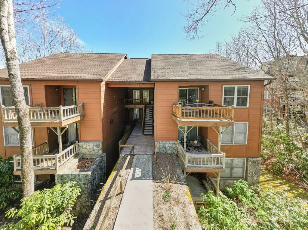 Homes for Sale in Toxaway Views