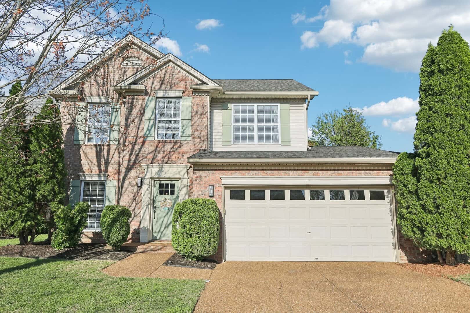Sullivan Farms Homes for Sale in Franklin TN