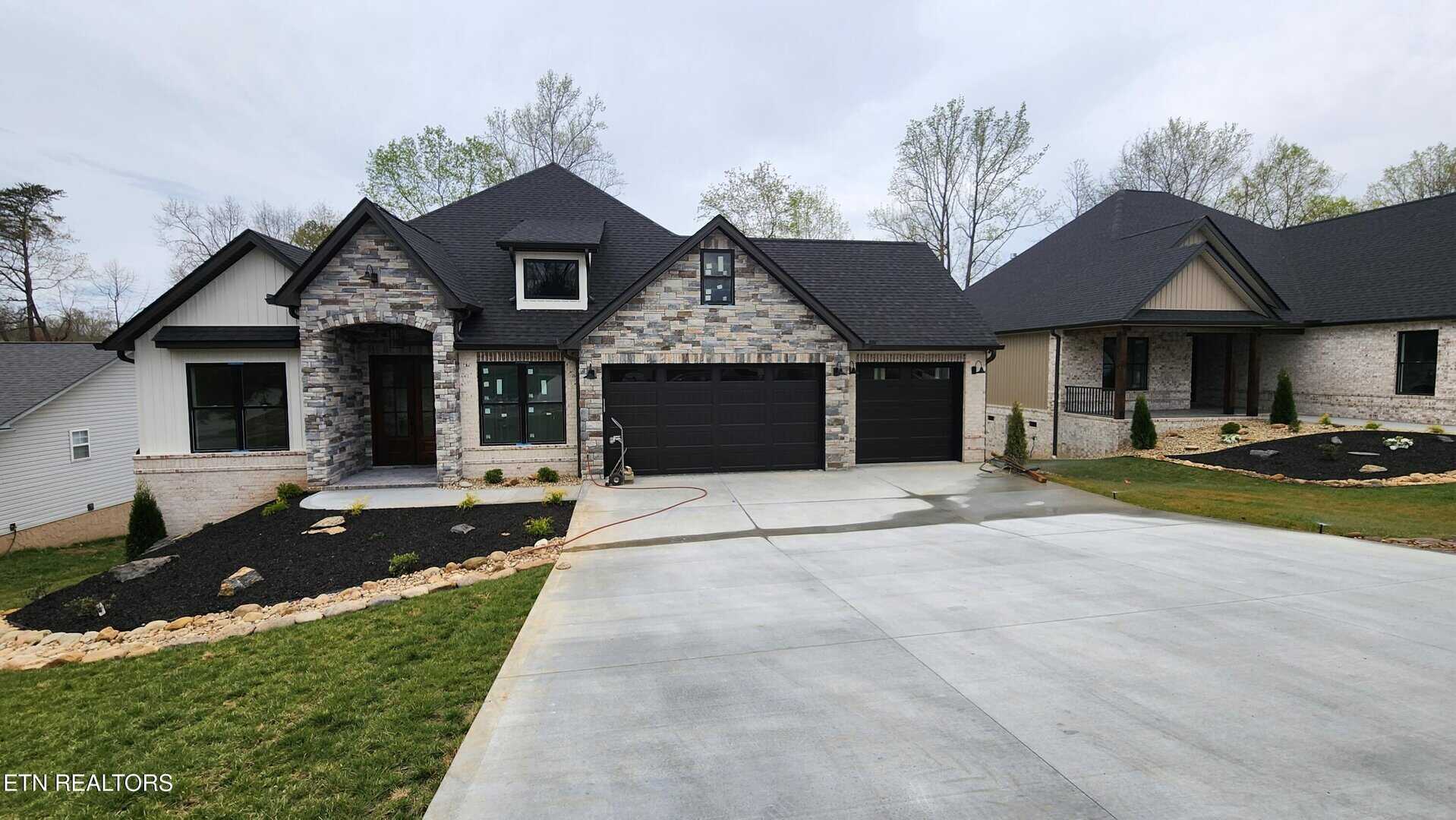 Listings for Adrian Perju