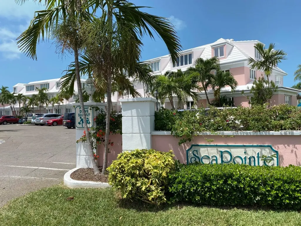 Listings for Rosalyn Brown