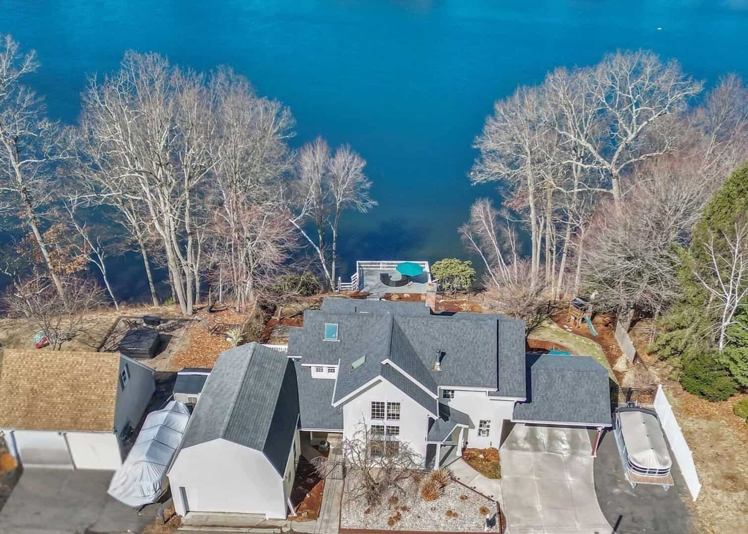 Lakefront Homes
