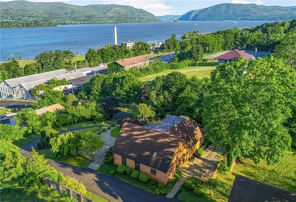 Newburgh (city), NY