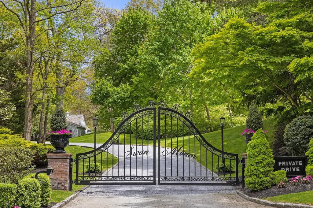 Smithtown, NY