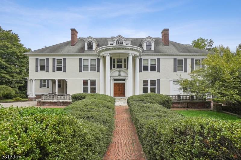 Montclair, NJ